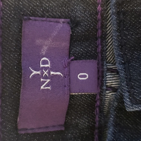 NDYJ cropped size 0 dark wash denim - Picture 6 of 10